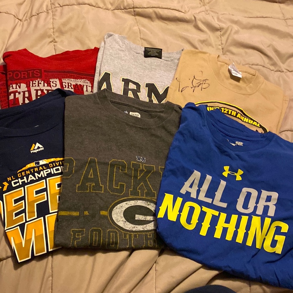 Set of 6 men’s shirts!